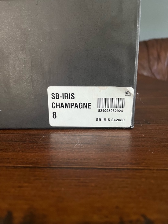 Betsey Johnson Pink Crystal Scalloped T-Strap High Heel - Picture 4 of 4